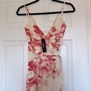 Lulu’s Coral Floral Print Wrap Maxi Dress • Size S